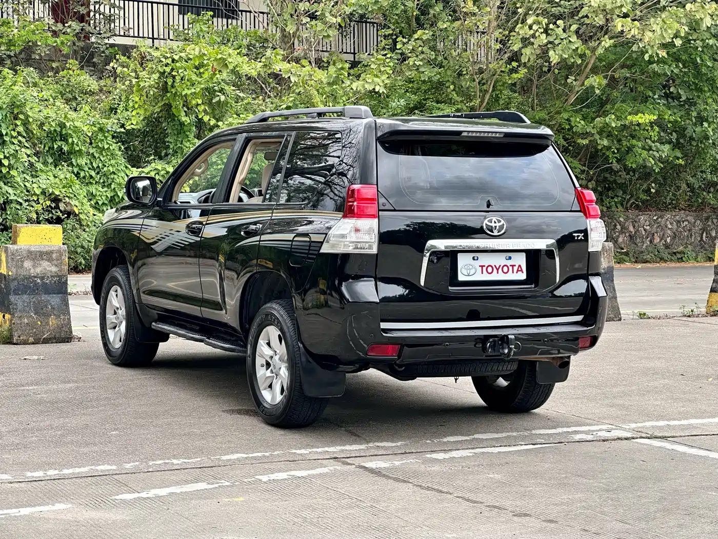 Toyota Prado (Import) 2010 2.7L Automatic Standard фото 16