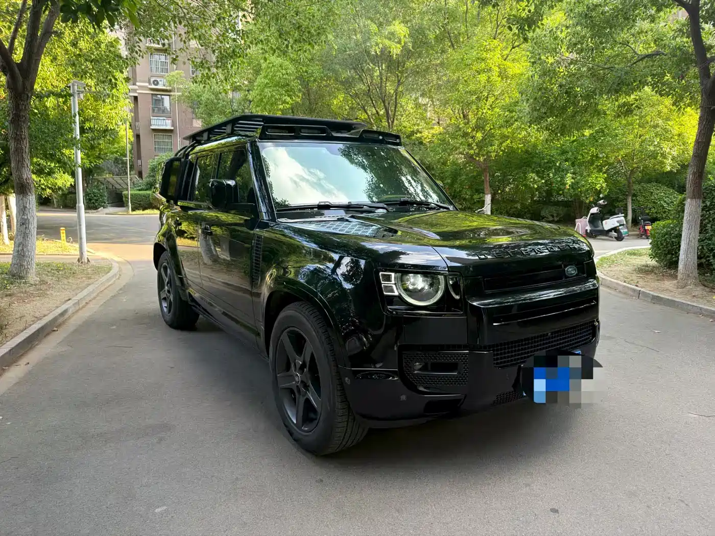Land Rover Defender 2024 110 3.0T P400 X-DYNAMIC HSE фото 3