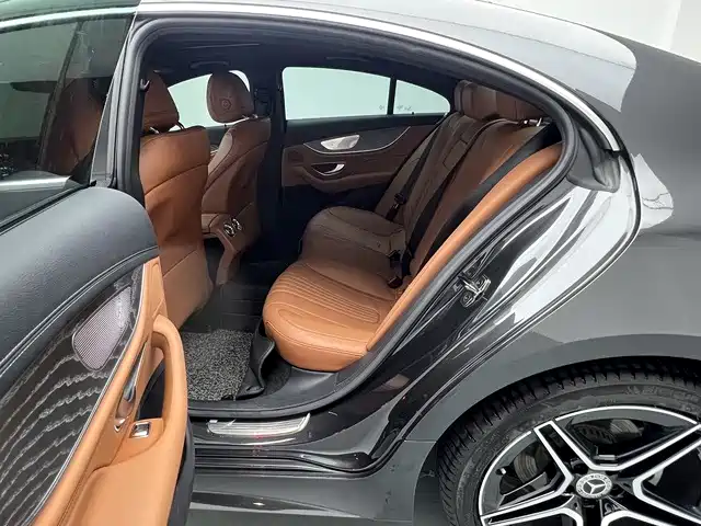 Mercedes-Benz CLS 2024 2022 CLS 300 Luxury