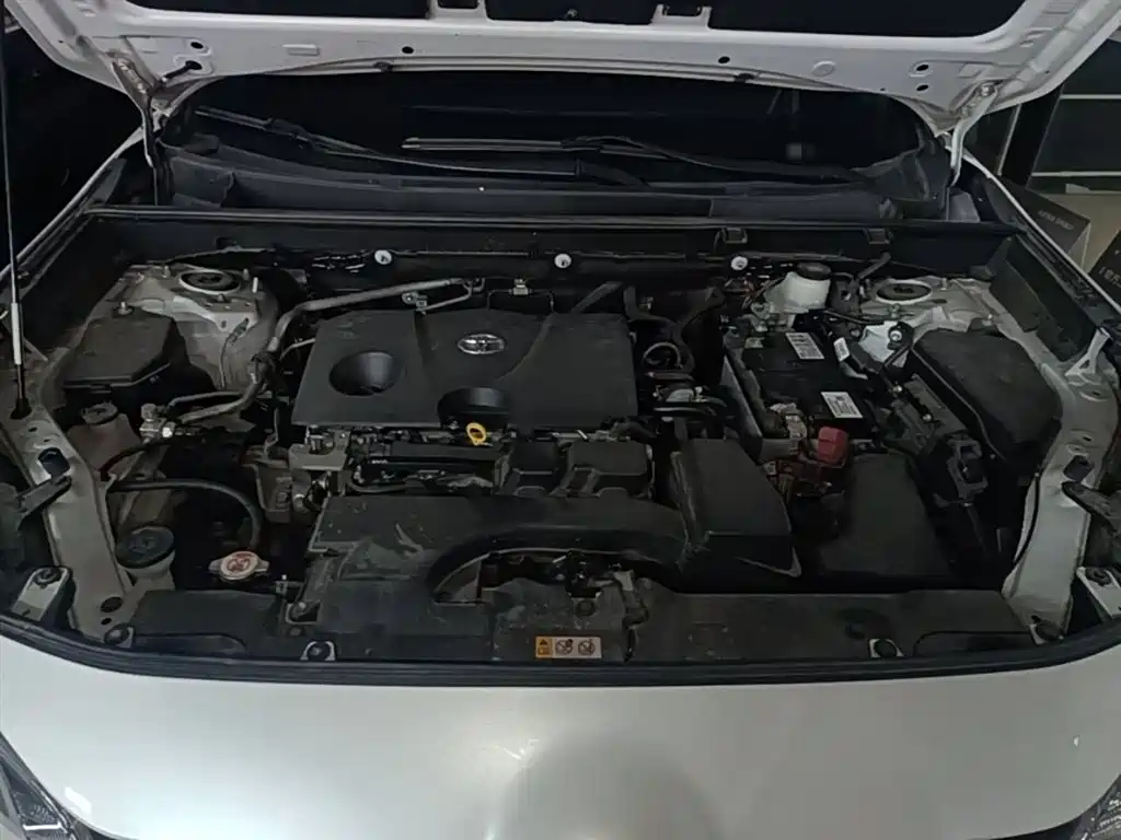 Toyota Wildlander 2023 2.0L CVT FWD Urban фото 20
