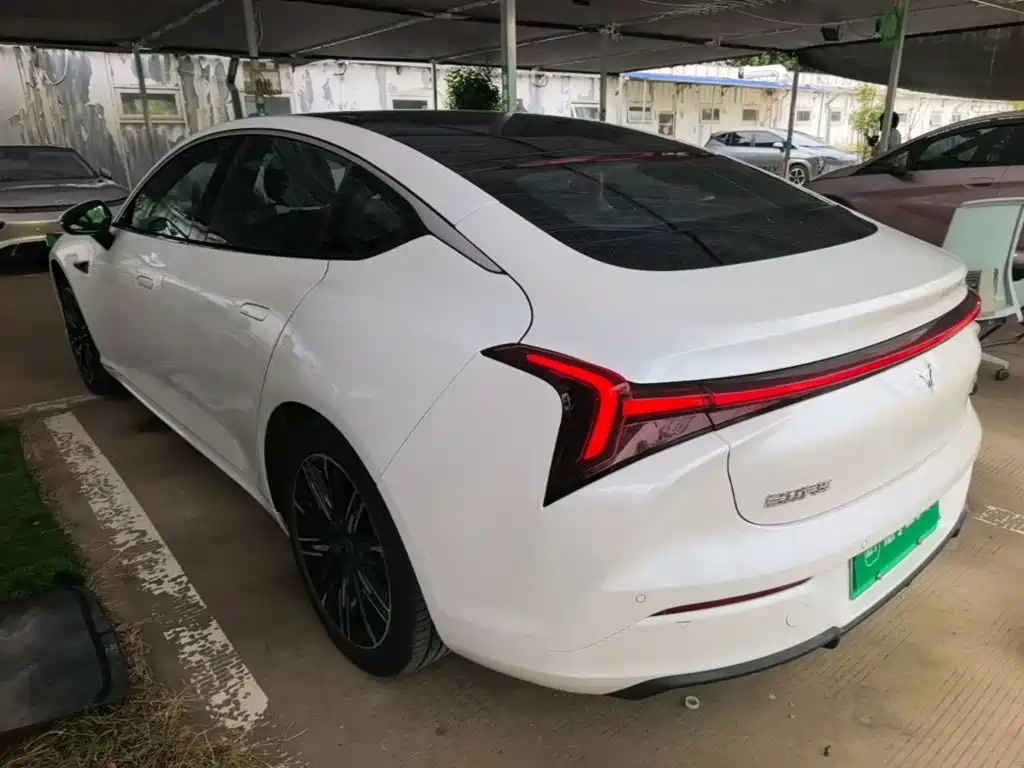 Nezha Auto Nezha S 2023 2023 Pure Electric 520km RWD Lite Edition
