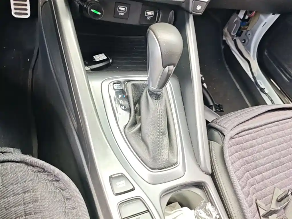 Hyundai Fista 2019 280TGDi Sport Edition China VI фото 14