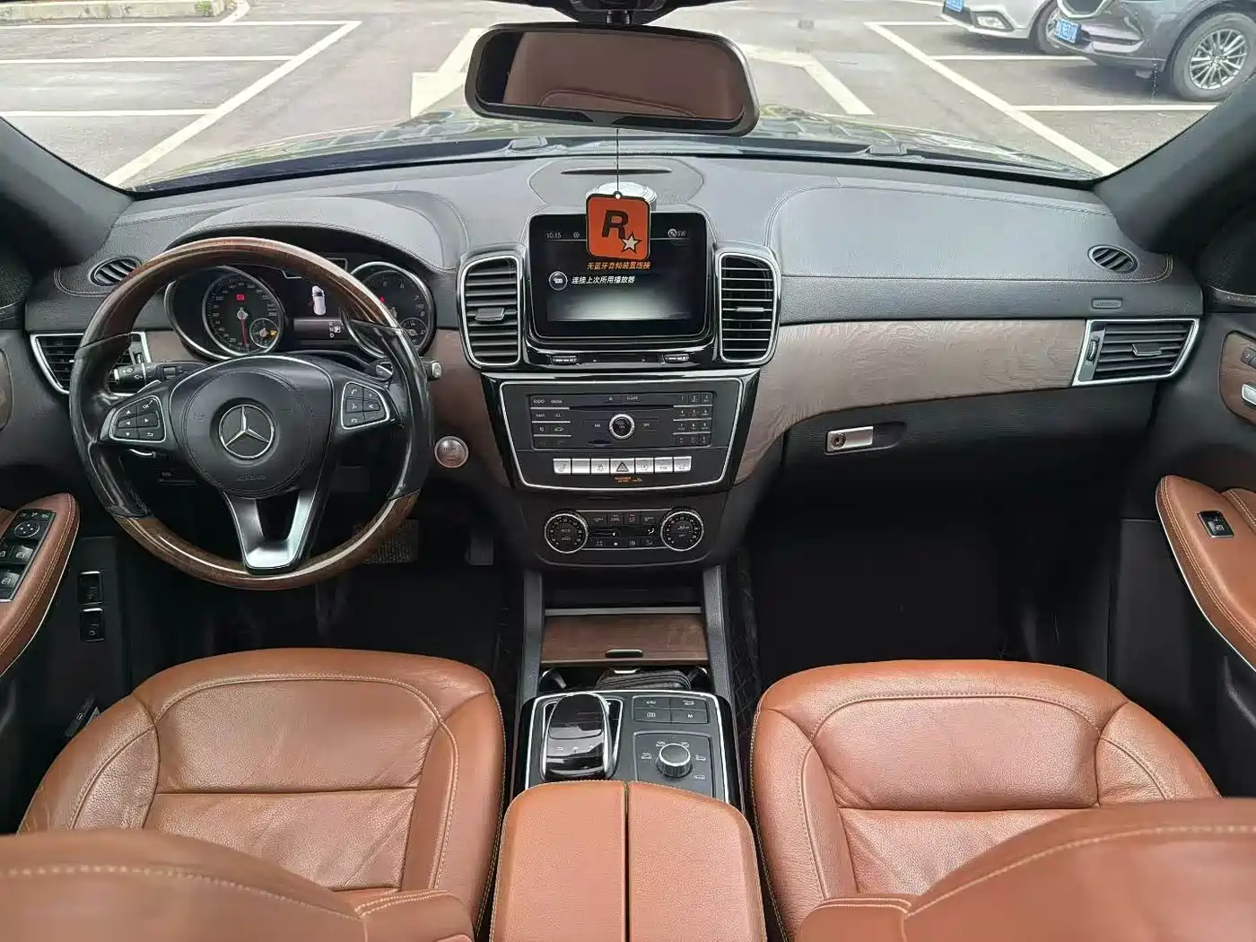 Mercedes-Benz GLS 2017 GLS 500 4MATIC фото 5