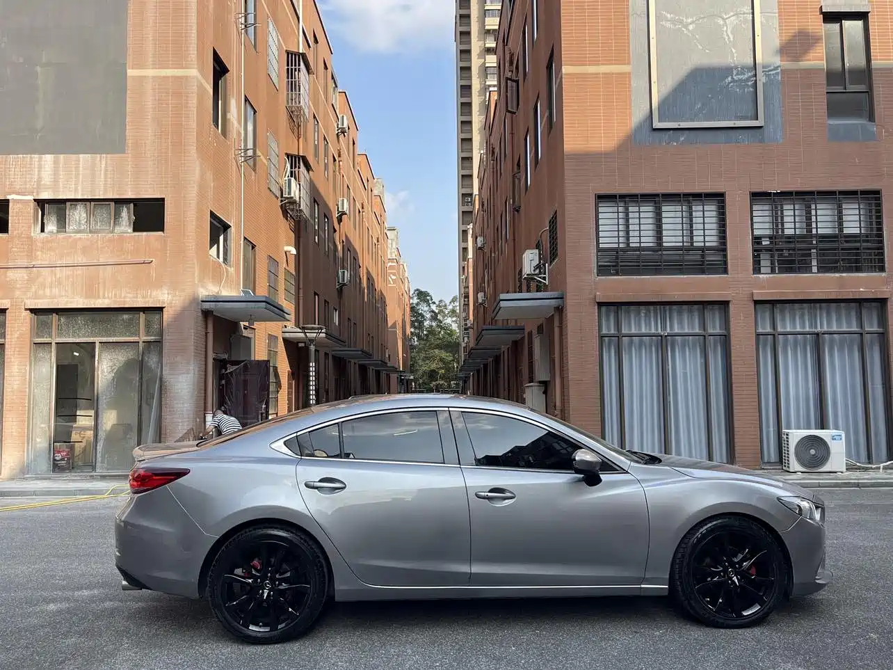 Photo 5 - Mazda Atenza