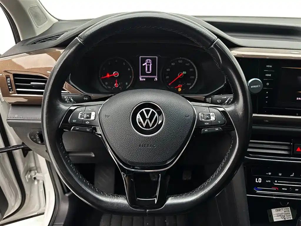 Volkswagen Tharu 2021 Model 280TSI 2WD Comfort Edition фото 11