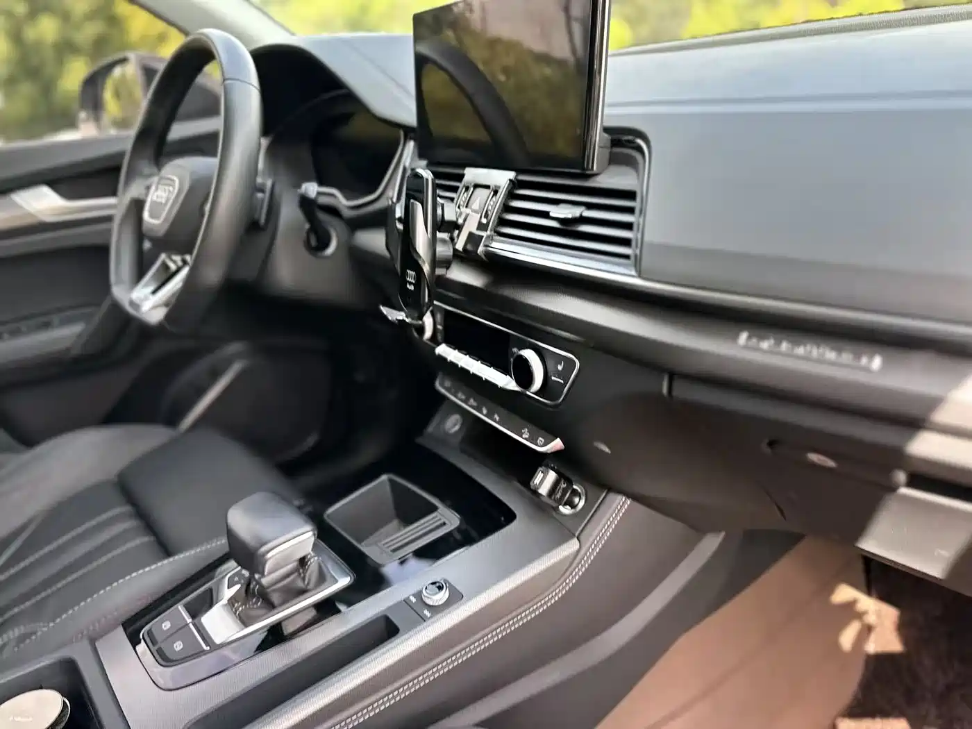 Audi Q5L 2022 40T Luxury Dynamic фото 7