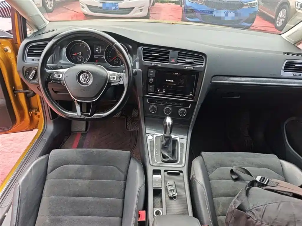 Volkswagen Golf 2019 280TSI DSG Luxury (China V) фото 10