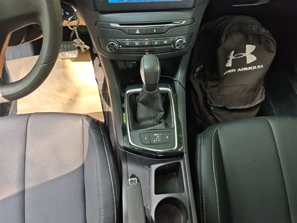 Peugeot 408 2014 1.8L Automatic Leading Edition фото 14