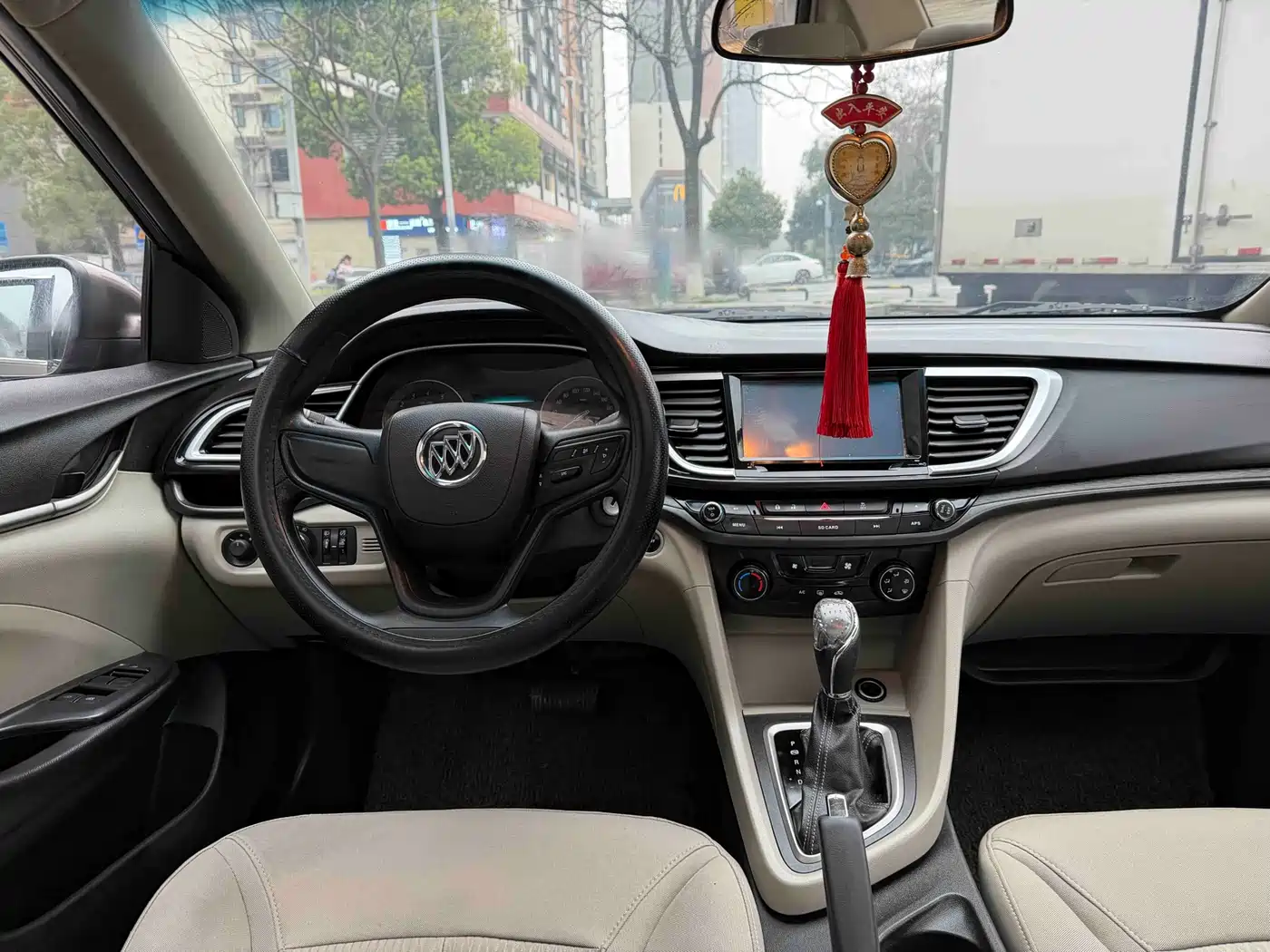 Buick Excelle 2015 15N Automatic Elite фото 12
