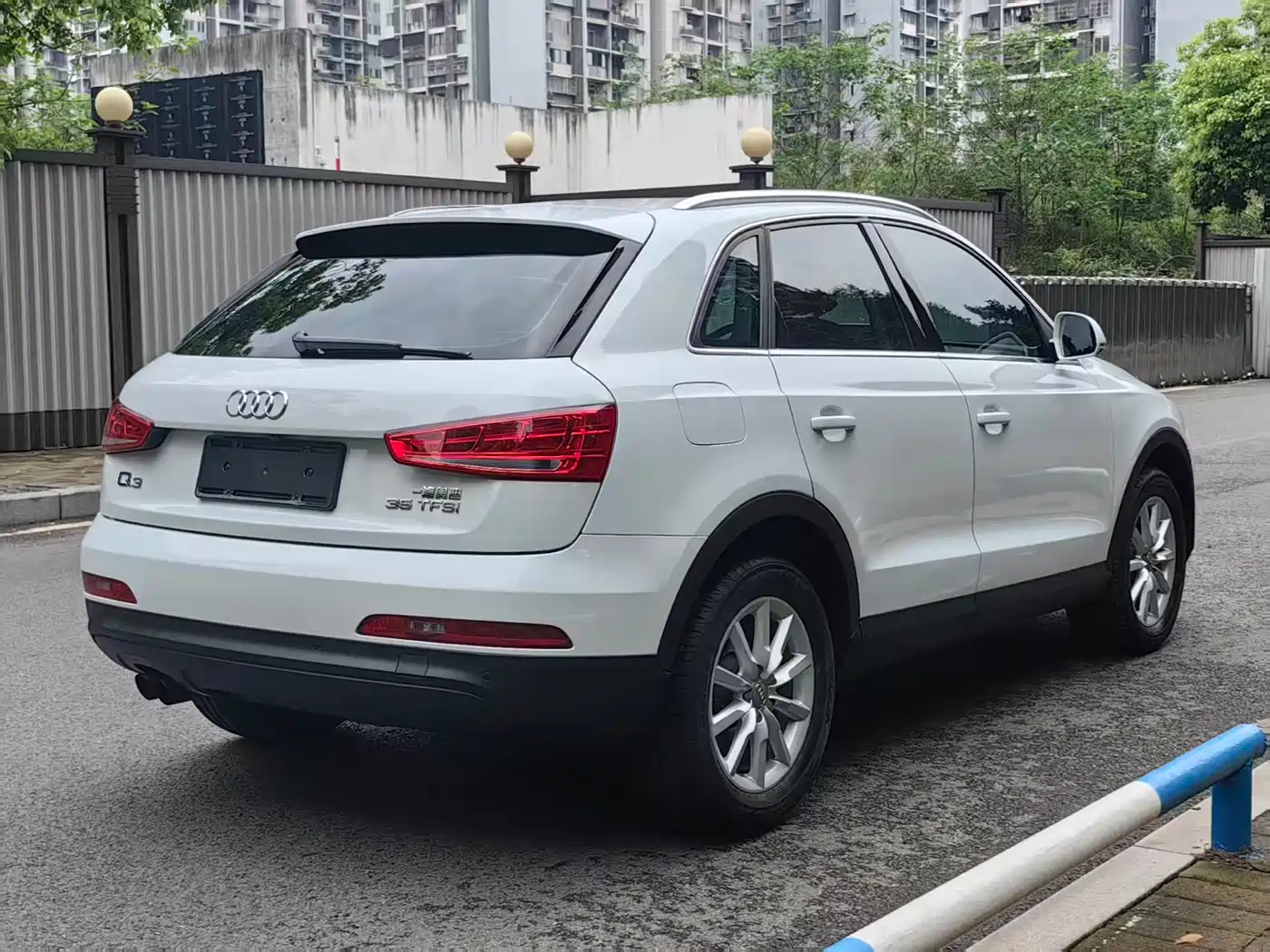 Audi Q3 2015 35 TFSI Millionth Anniversary Intelligent Leader фото 7