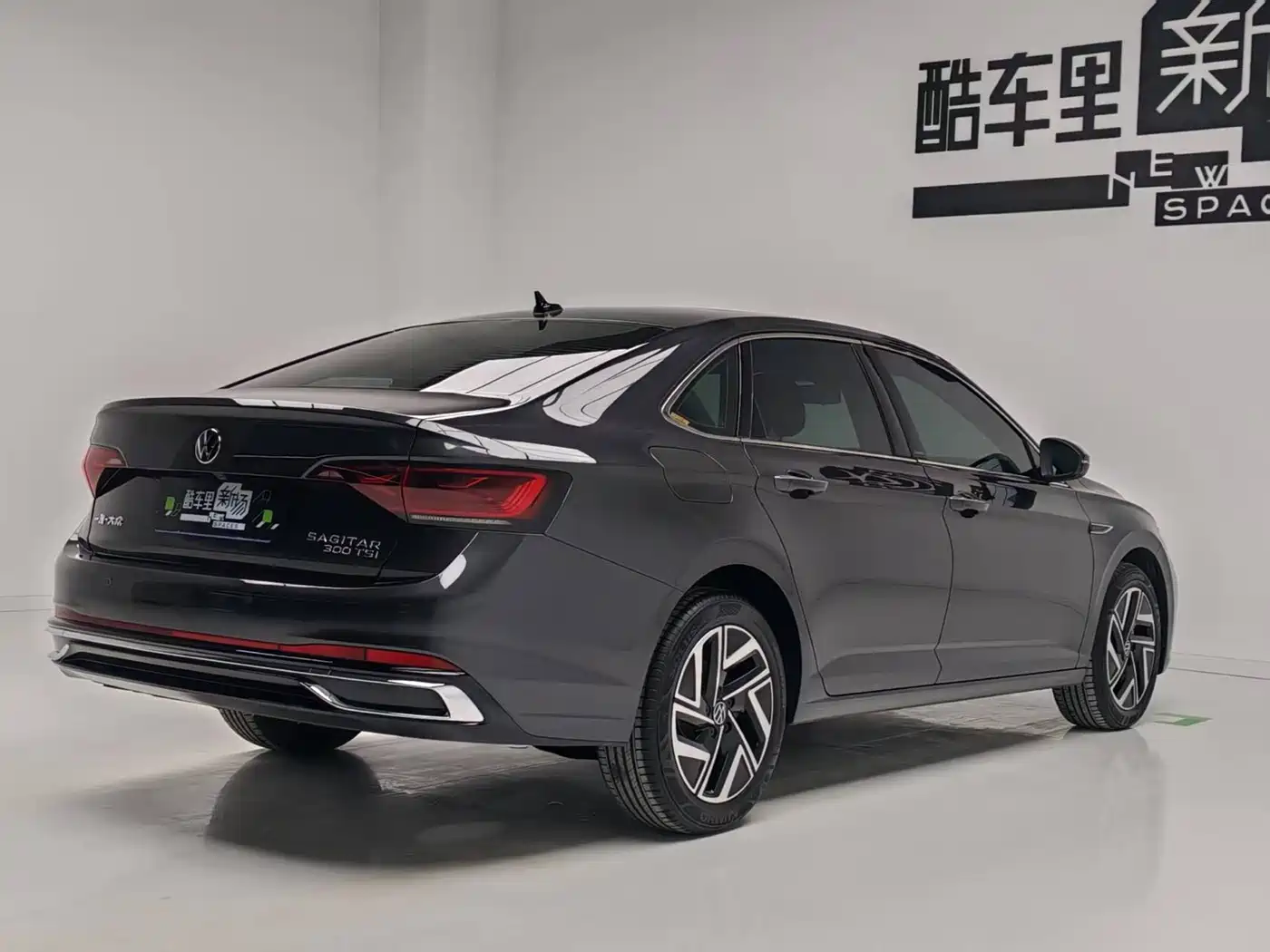 Volkswagen Sagitar 2025 300TSI DSG Surpass Edition фото 4