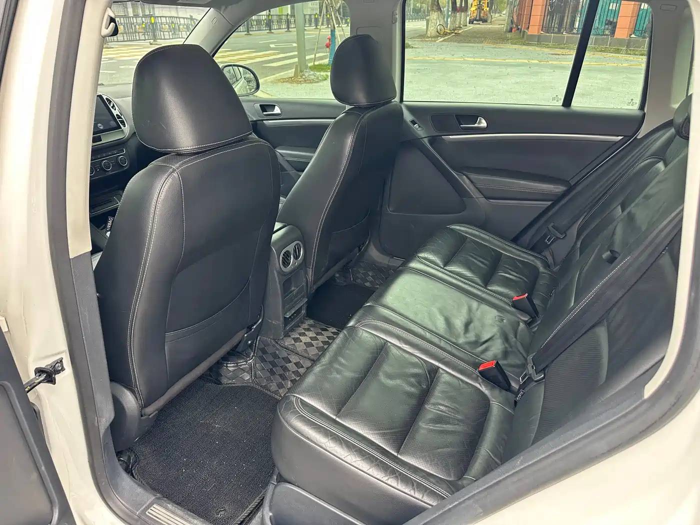 Volkswagen Tiguan 2016 Model 300TSI Automatic 4WD Luxury Edition фото 10