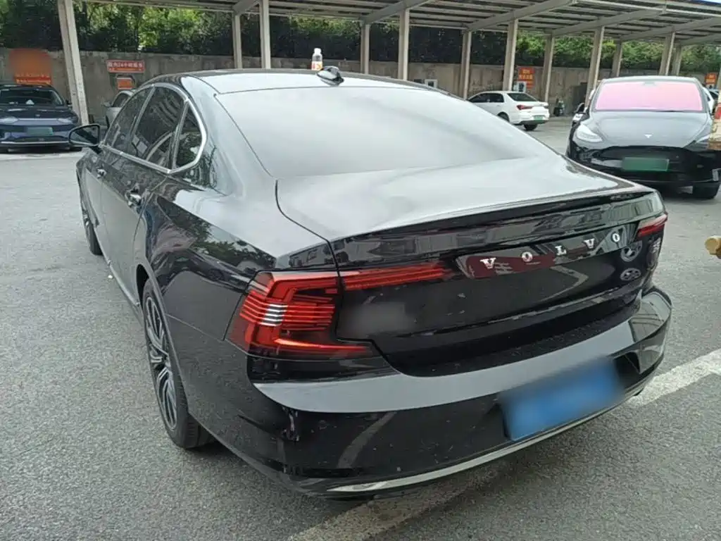 Volvo S90 2025 2025 B5 Zhiyuan Luxury Edition