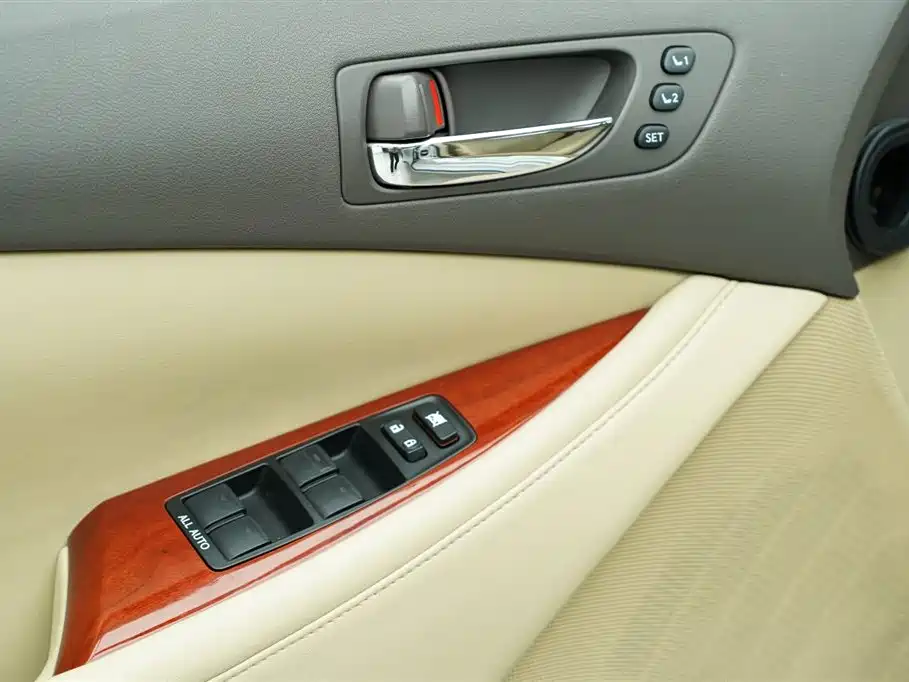 Lexus ES 2006 350 фото 14