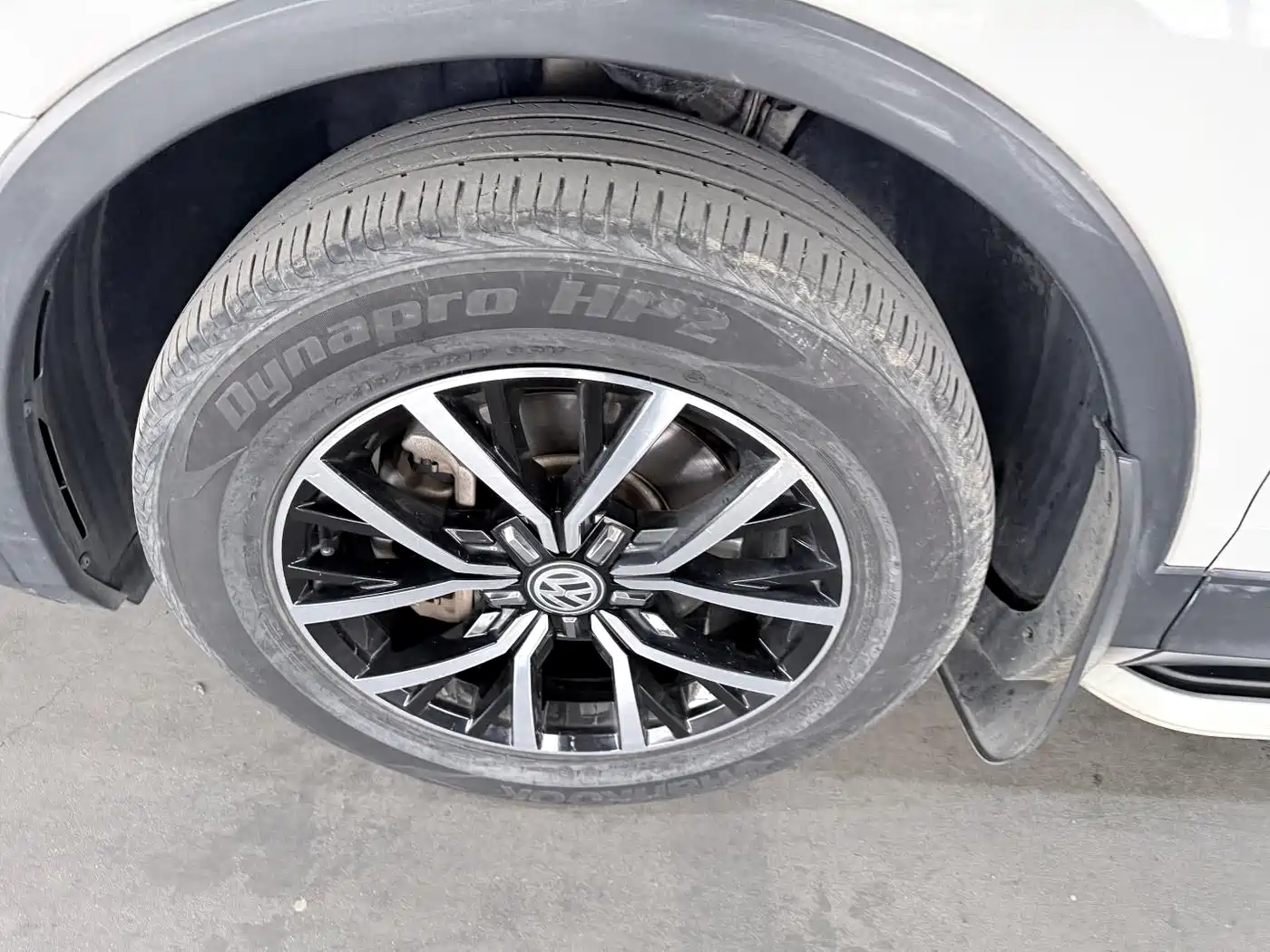 Volkswagen Tiguan L 2018 Facelift 330TSI Automatic 2WD Luxury Edition фото 6