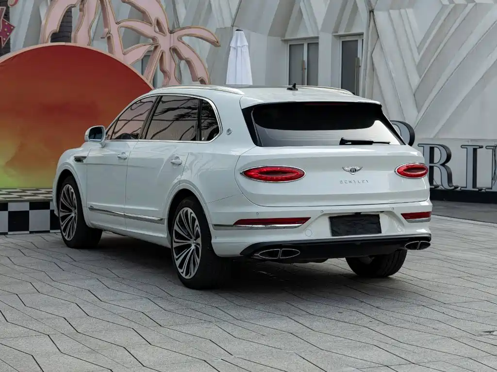 Bentley Bentayga 2026 2026 4.0T V8 Long Wheelbase Azure Edition