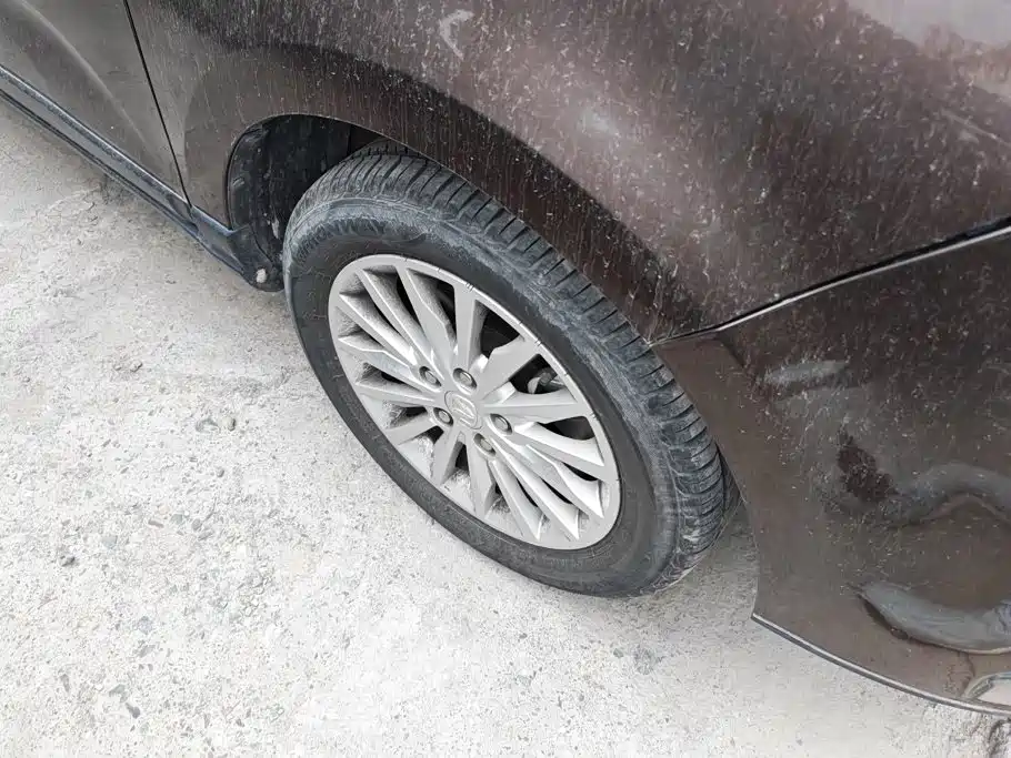 BAIC Weiwang M50F 2016 2017 1.5L Luxury Model
