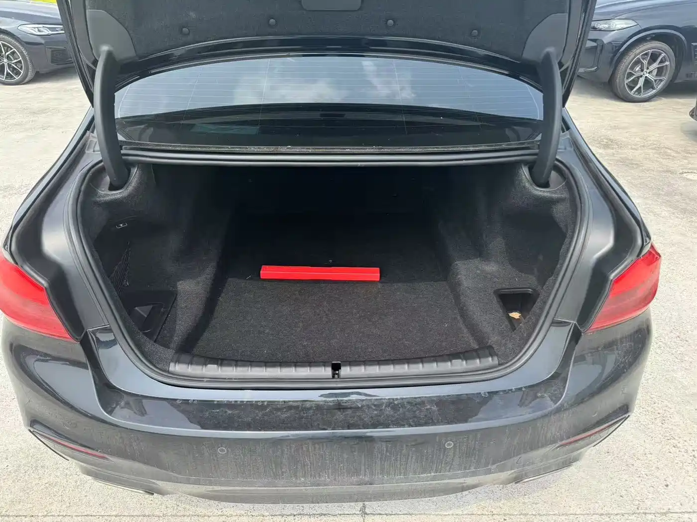 BMW 5 Series 2018 525Li M Sport Package фото 16