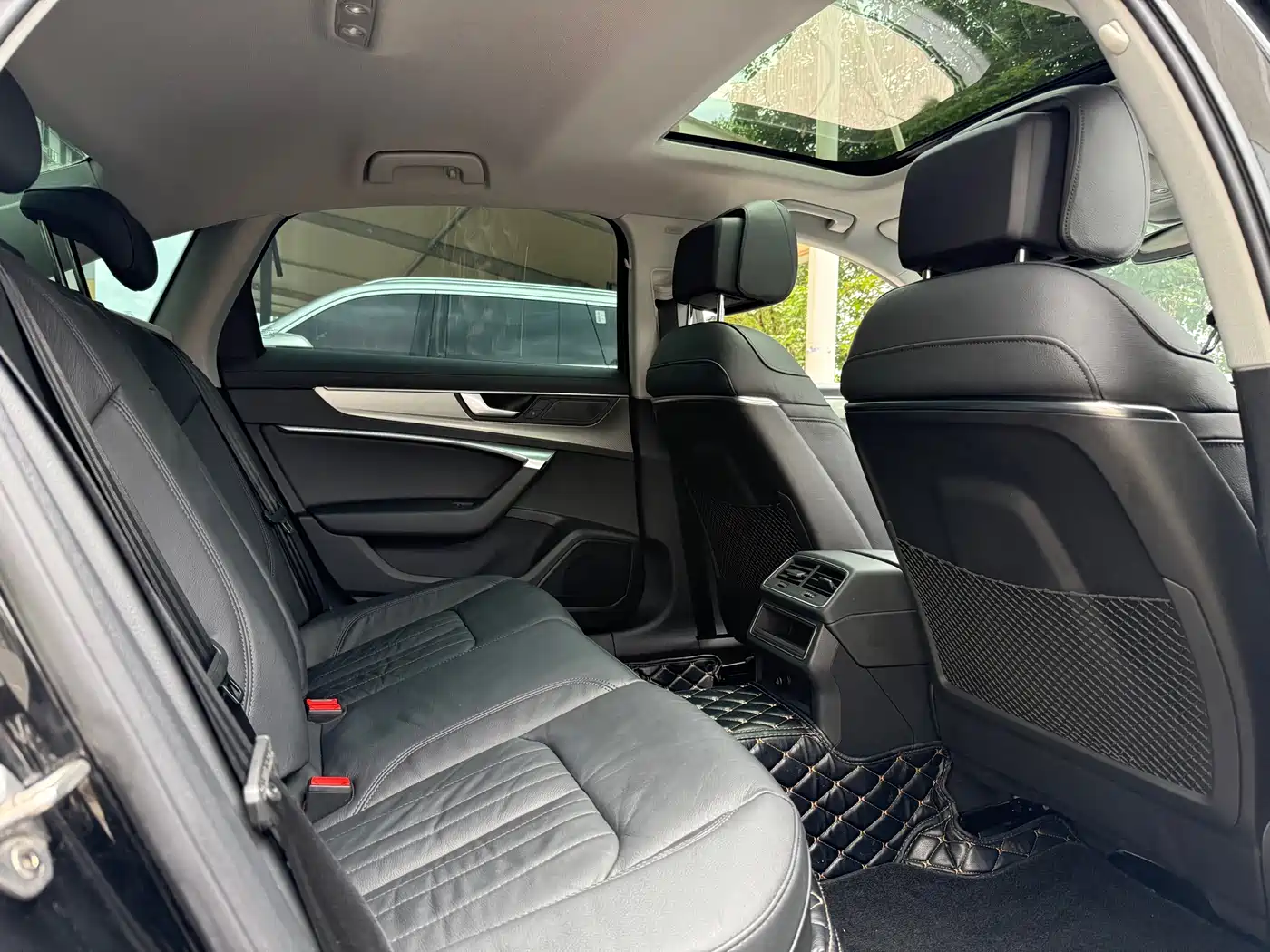 Audi A6L 2020 40 TFSI Luxury Elegance фото 11