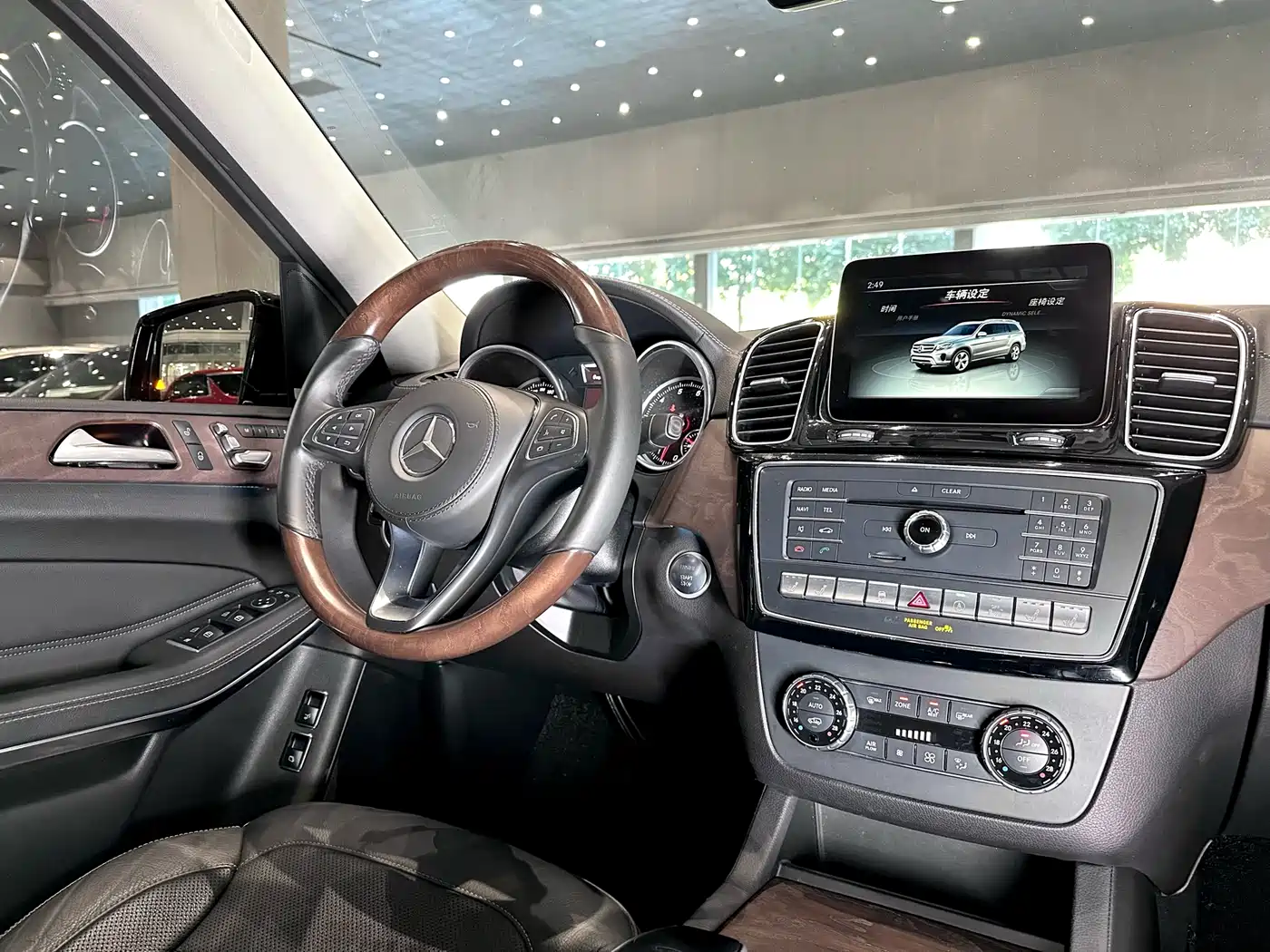 Mercedes-Benz GLS 2018 GLS 500 4MATIC фото 10