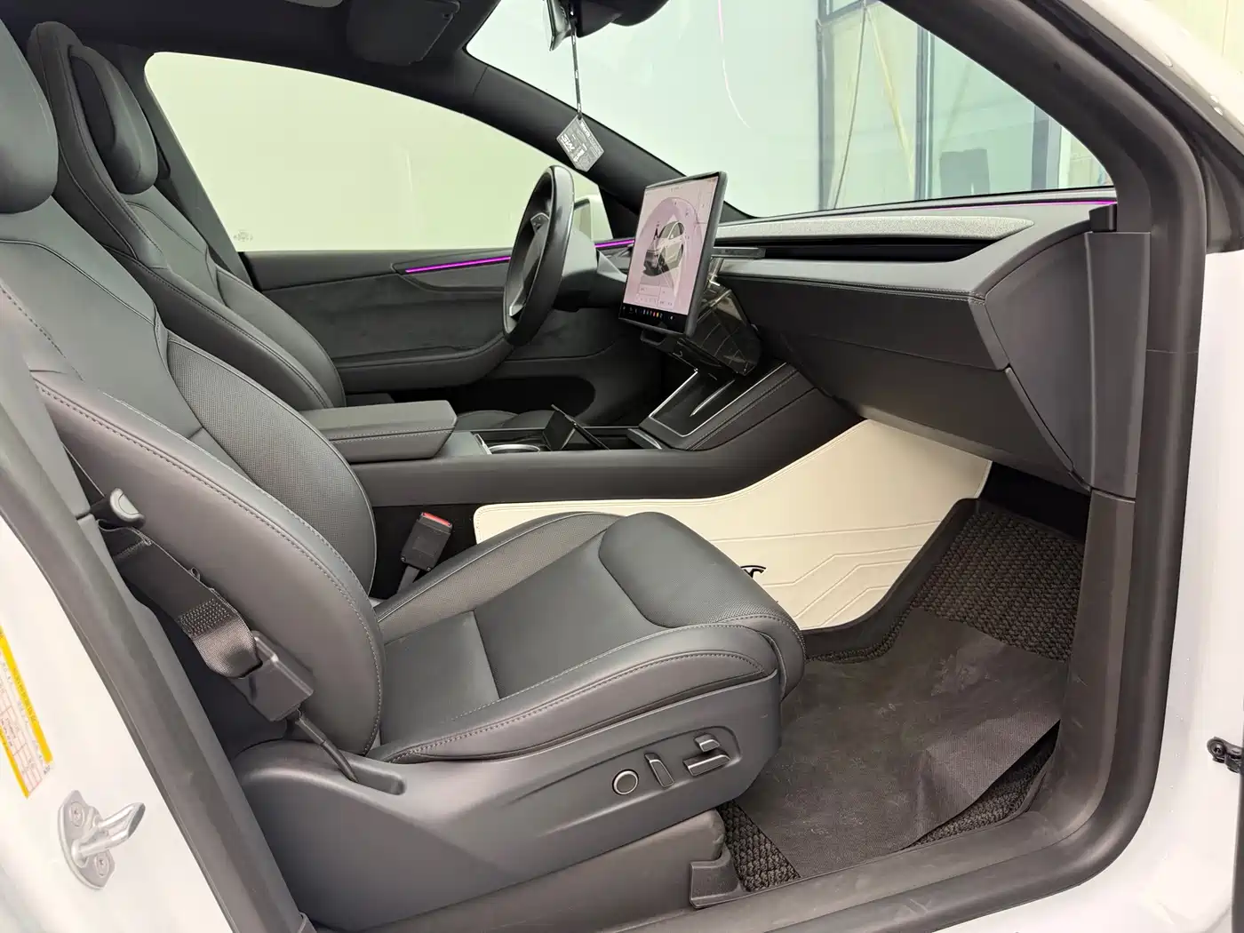 Tesla Model Y L 2025 2025 Facelift Long Range AWD