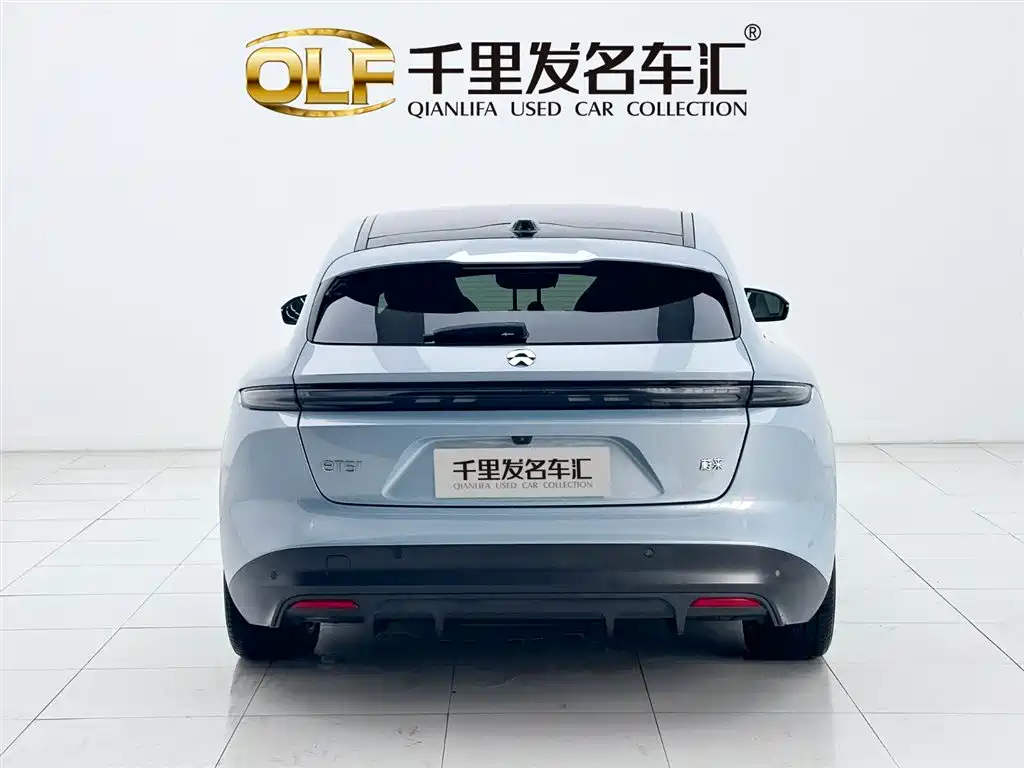 NIO NIO ET5T