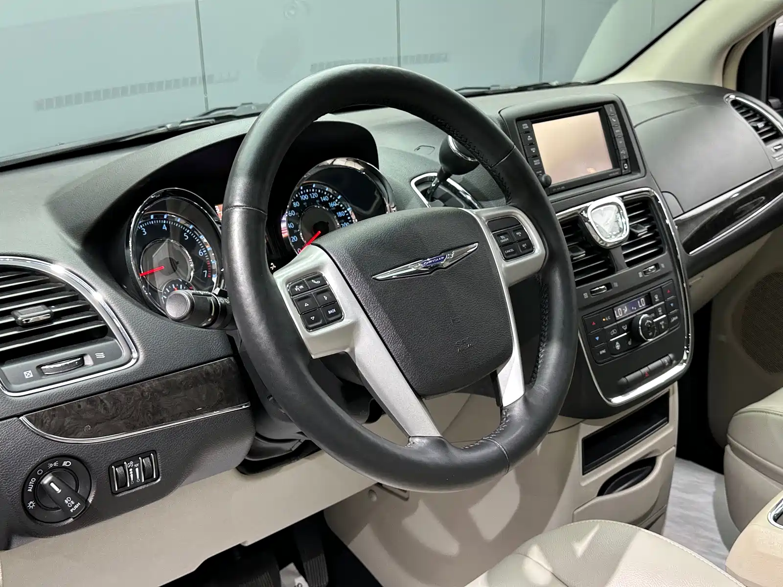 Фото 9 - Chrysler Pacifica