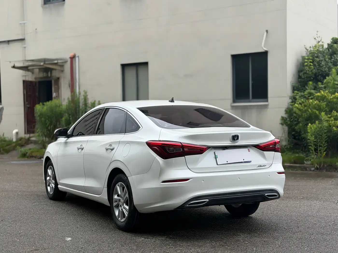 Photo 6 - Changan Eado