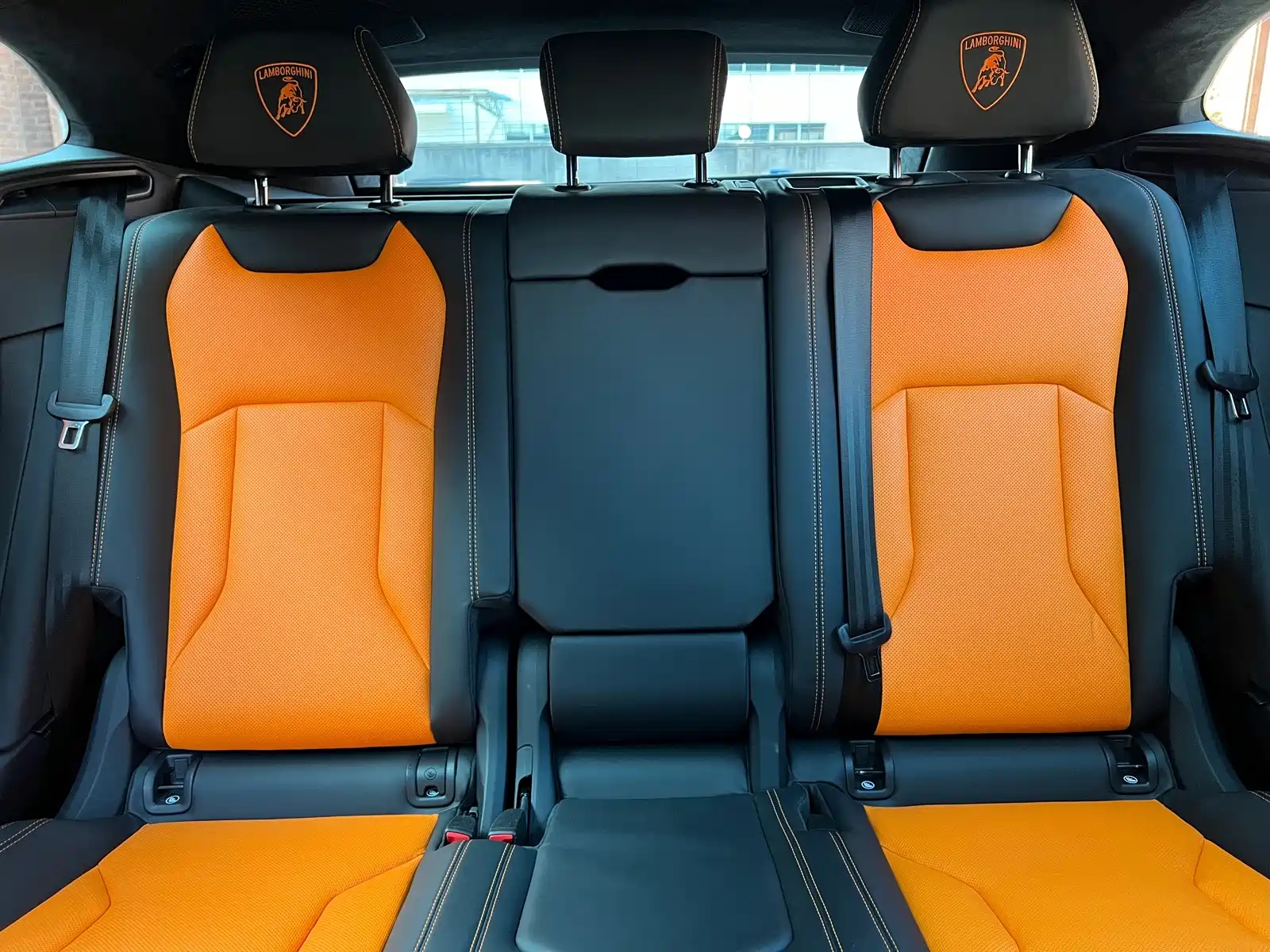 Фото 12 - Lamborghini Urus