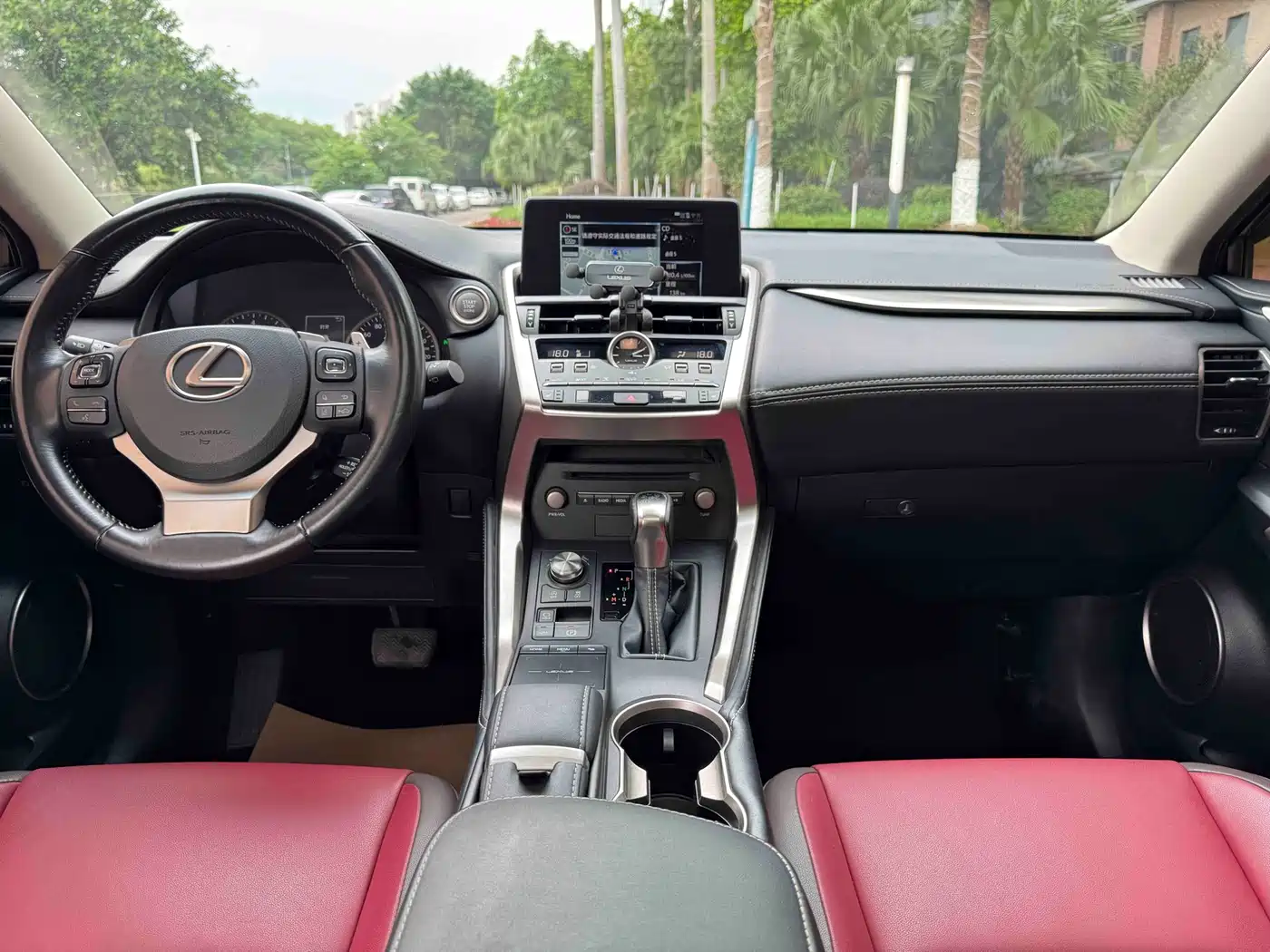 Lexus NX 2017 300 AWD Sharp Style Edition фото 10