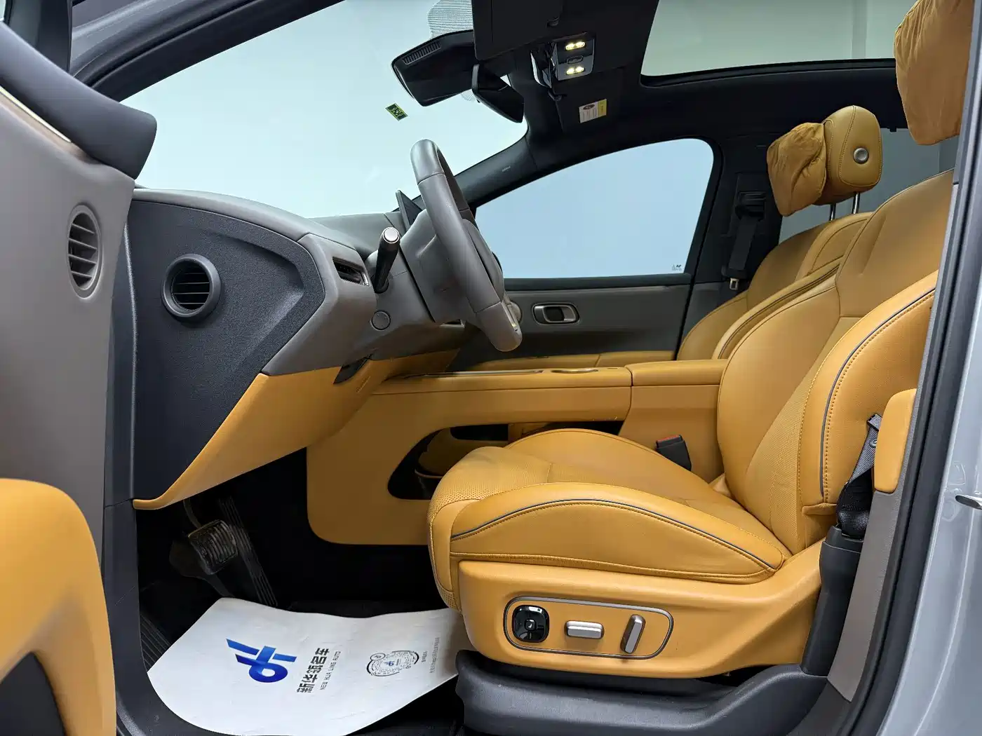 Li Auto i6 2026 2025 2WD Base Model