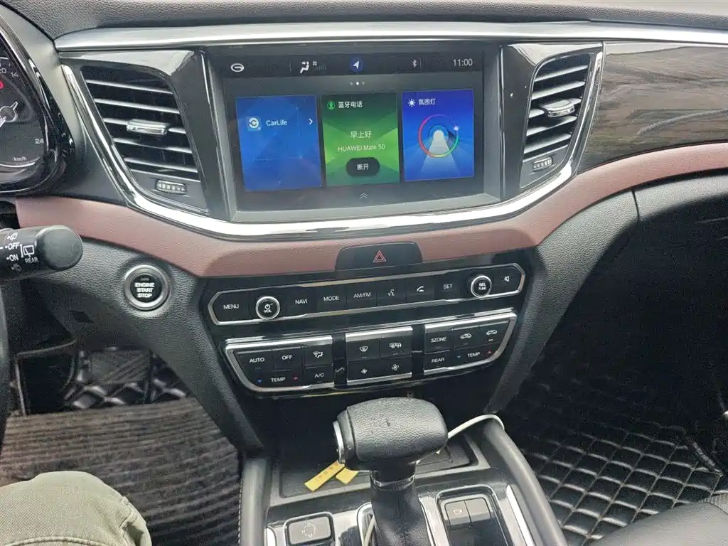 GAC Trumpchi Trumpchi GS8 2017 320T 2WD Luxury Smart Connect (7-seater) фото 6