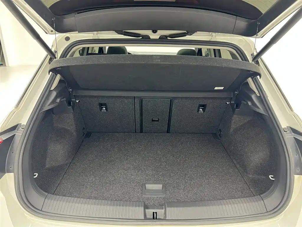 Volkswagen T-ROC 2021 Facelift 280TSI DSG 2WD Elite Smart Connect Edition фото 10