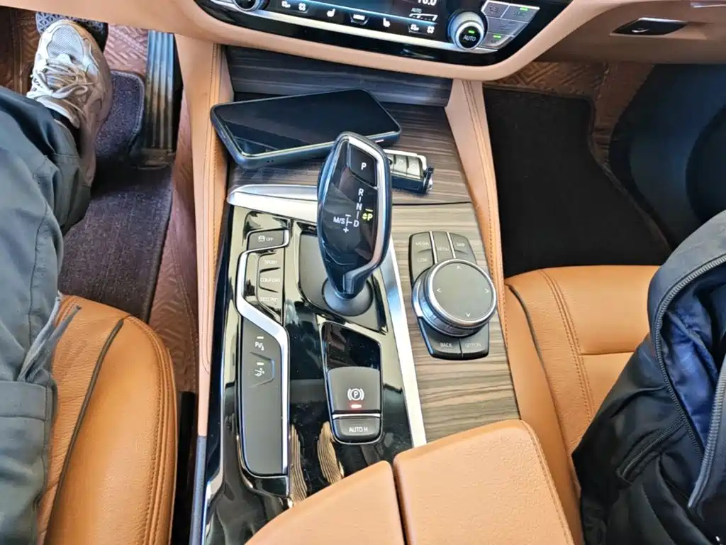 Фото 14 - BMW 6 Series GT