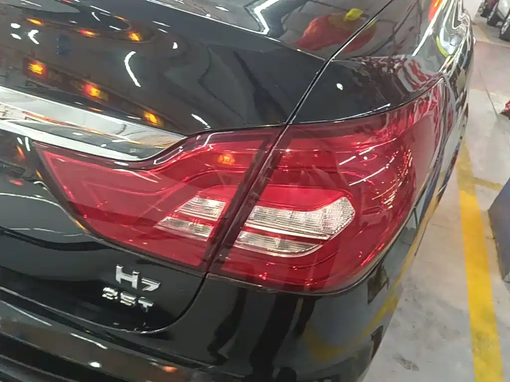 Hongqi H7 2020 2019 1.8T Comfort Edition