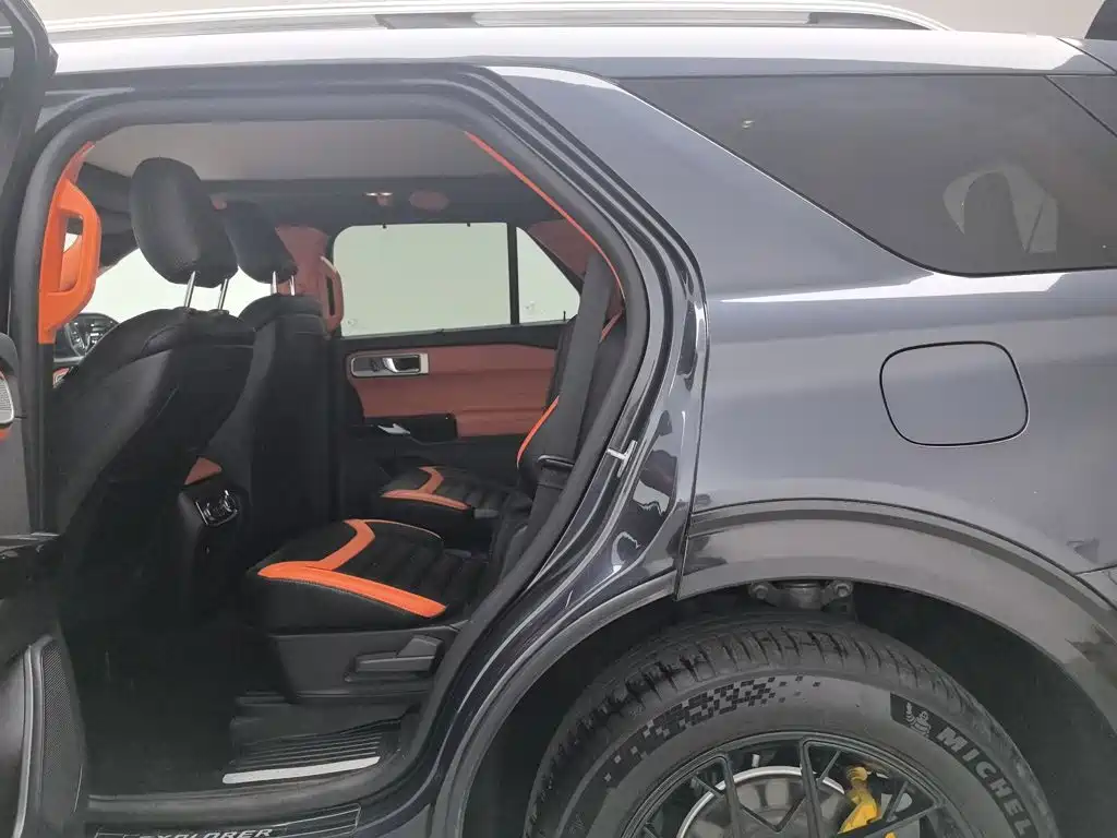 Ford Explorer 2020 2020 EcoBoost 285 AWD Titanium Edition 6-Seater