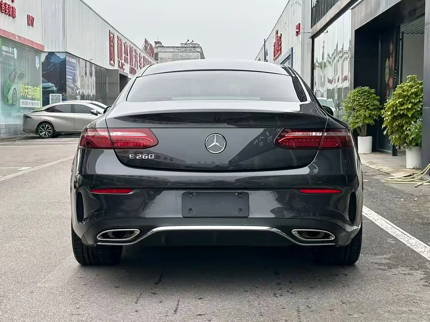  E CLASS