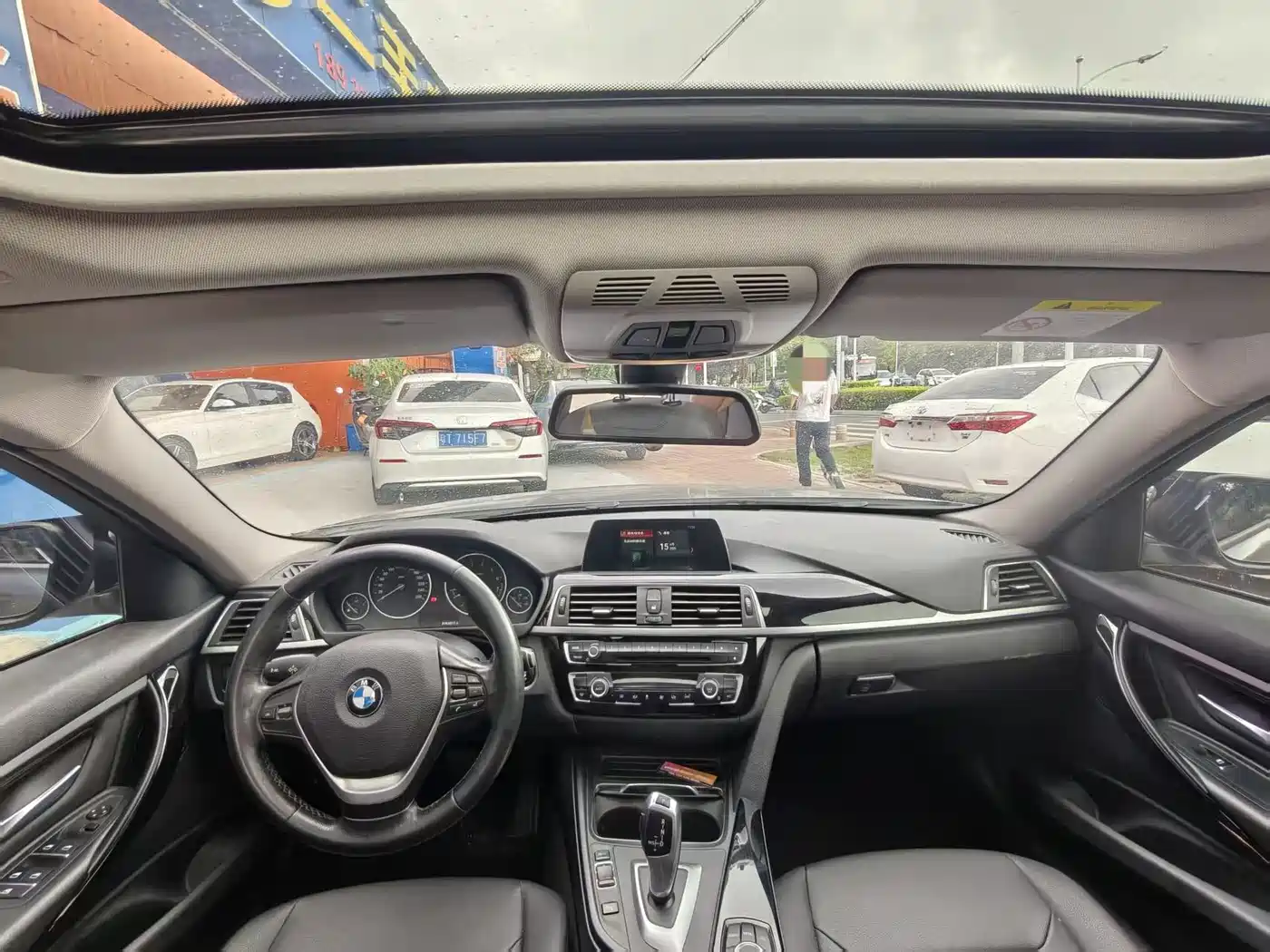 BMW 3 Series 2017 318i Fashion фото 8