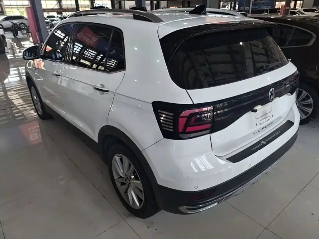 Фото 5 - Volkswagen T-Cross