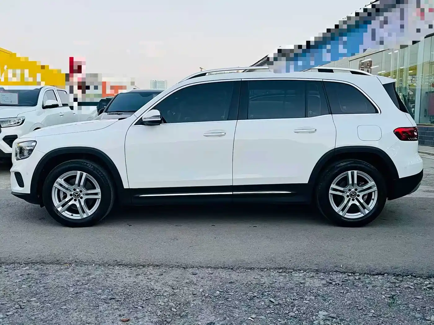Mercedes-Benz GLB 2023 Facelift GLB 200 Dynamic фото 17