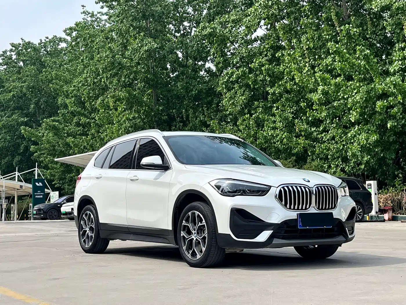 BMW X1 2020 sDrive25Li Leading Model фото 3