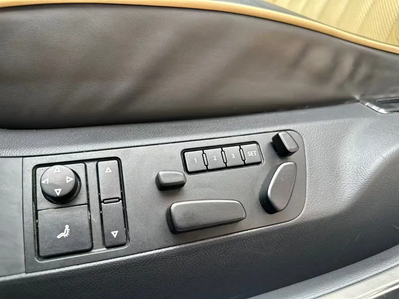 Volkswagen Phaeton 2012 3.0L Elite Custom фото 14