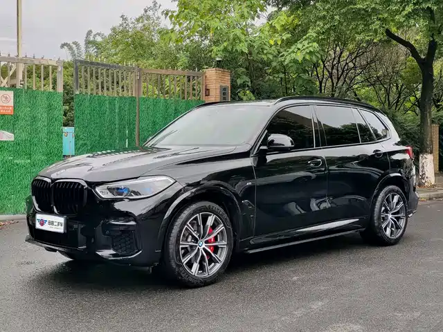 BMW X5 2023