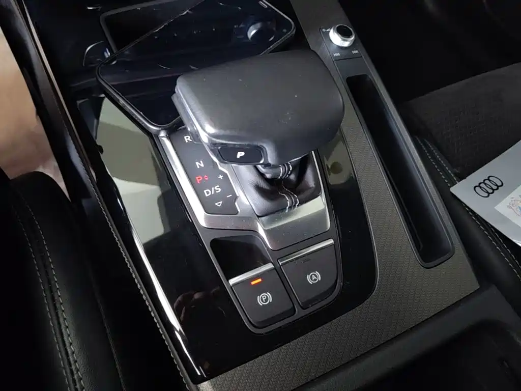 Audi Q5L Sportback 2023 2023 40 TFSI Luxury Style