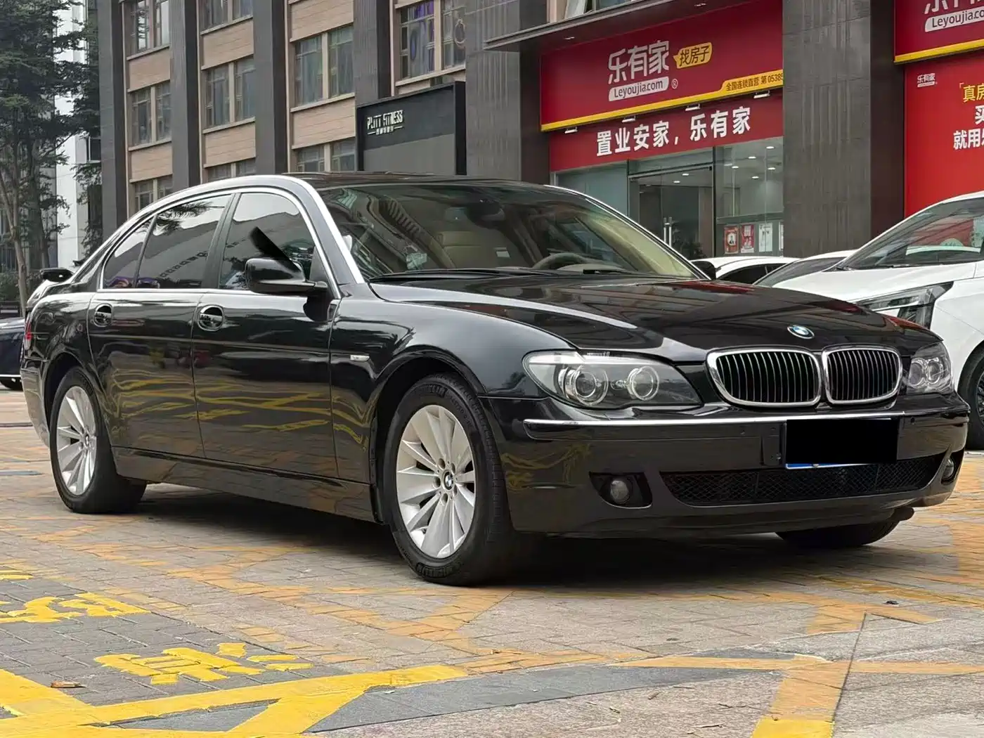 BMW 7 Series 2005 Model 740Li фото 3