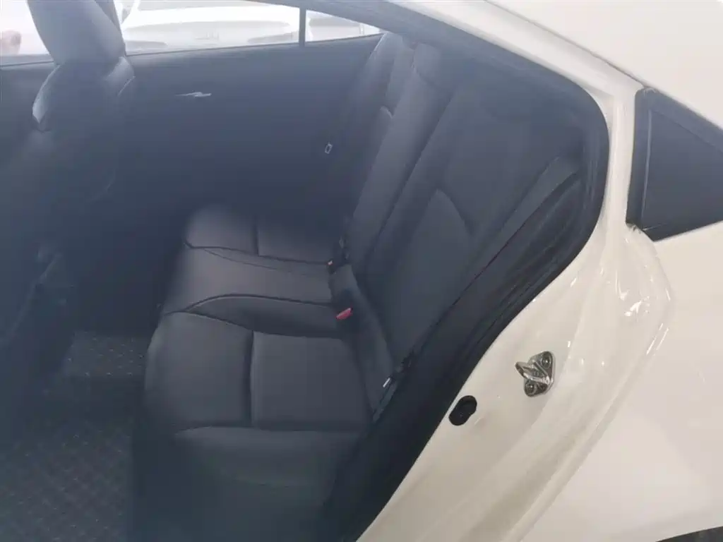 Toyota Levin 2022 Facelift TNGA 1.5L CVT Progressive Edition фото 17