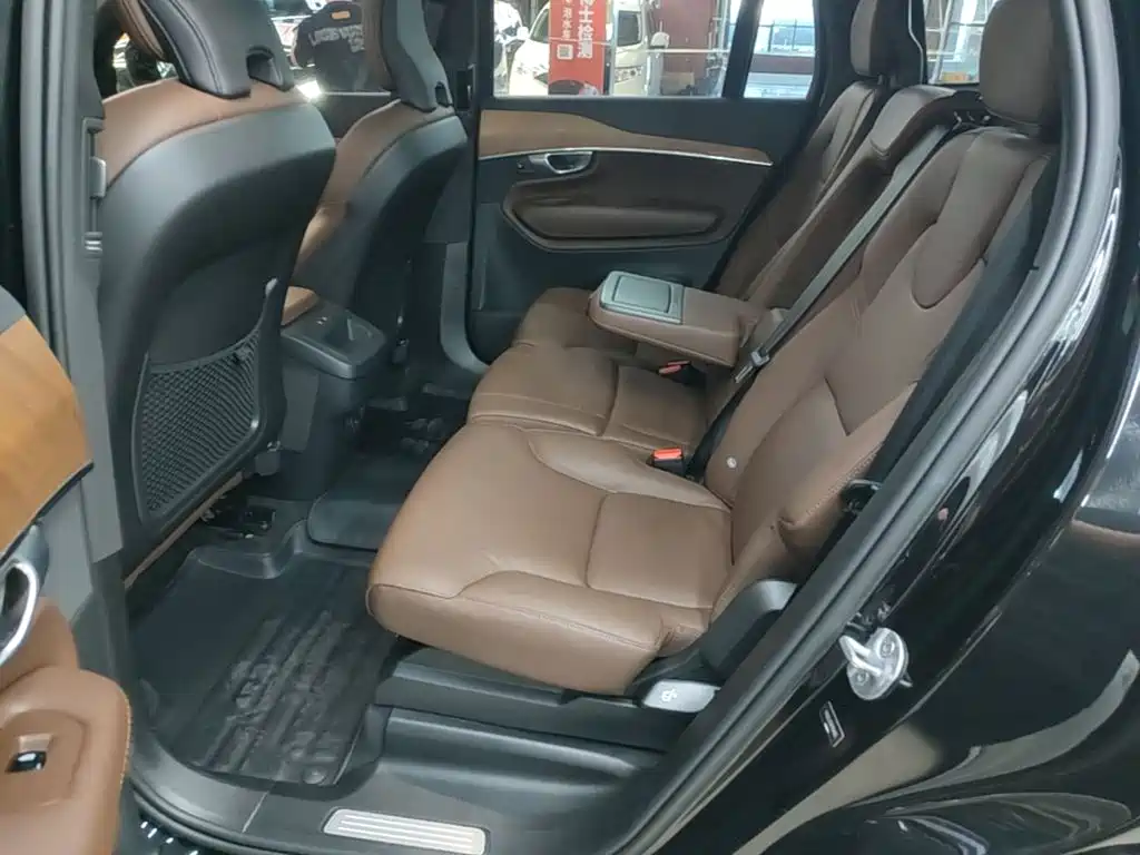 Volvo XC90 2023 2024 B5 Smart Luxury 5-Seater