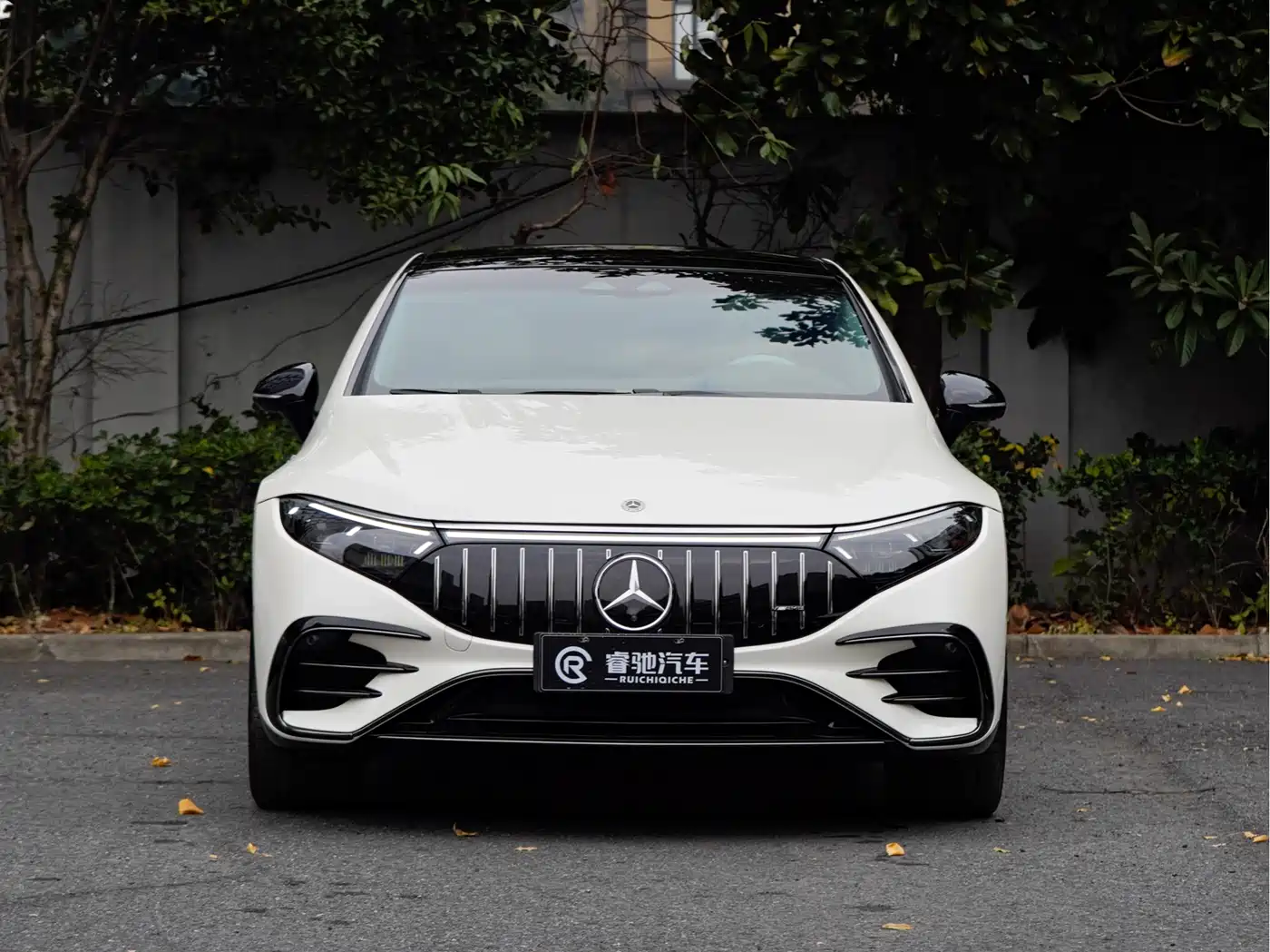 MERCEDES-BENZ EQS AMG