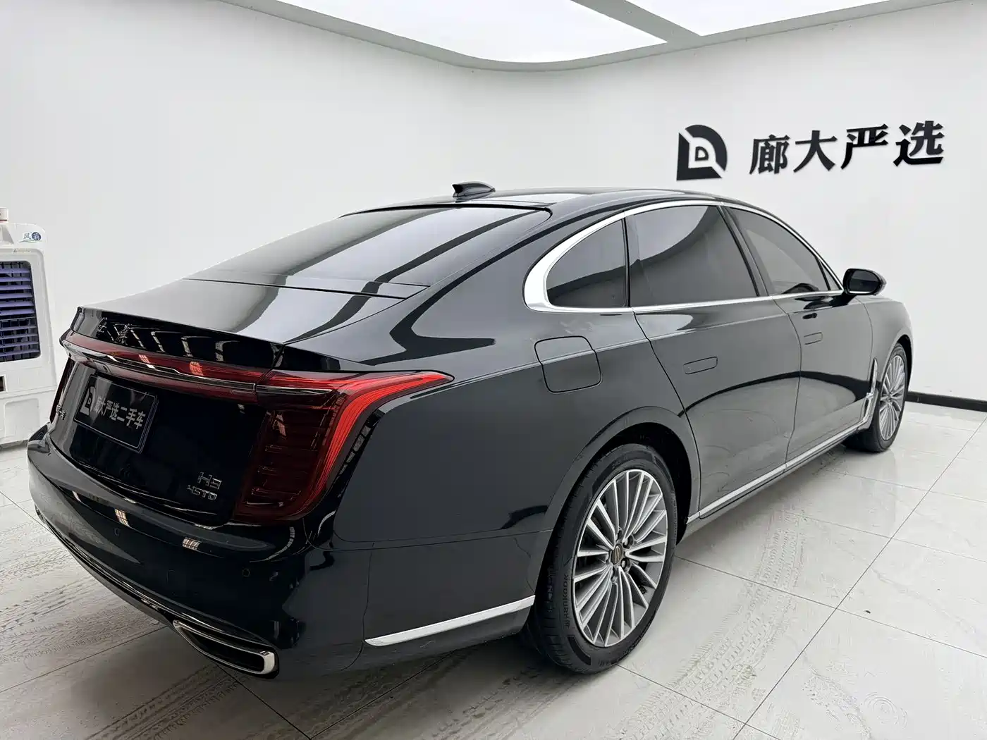  HONGQI H9