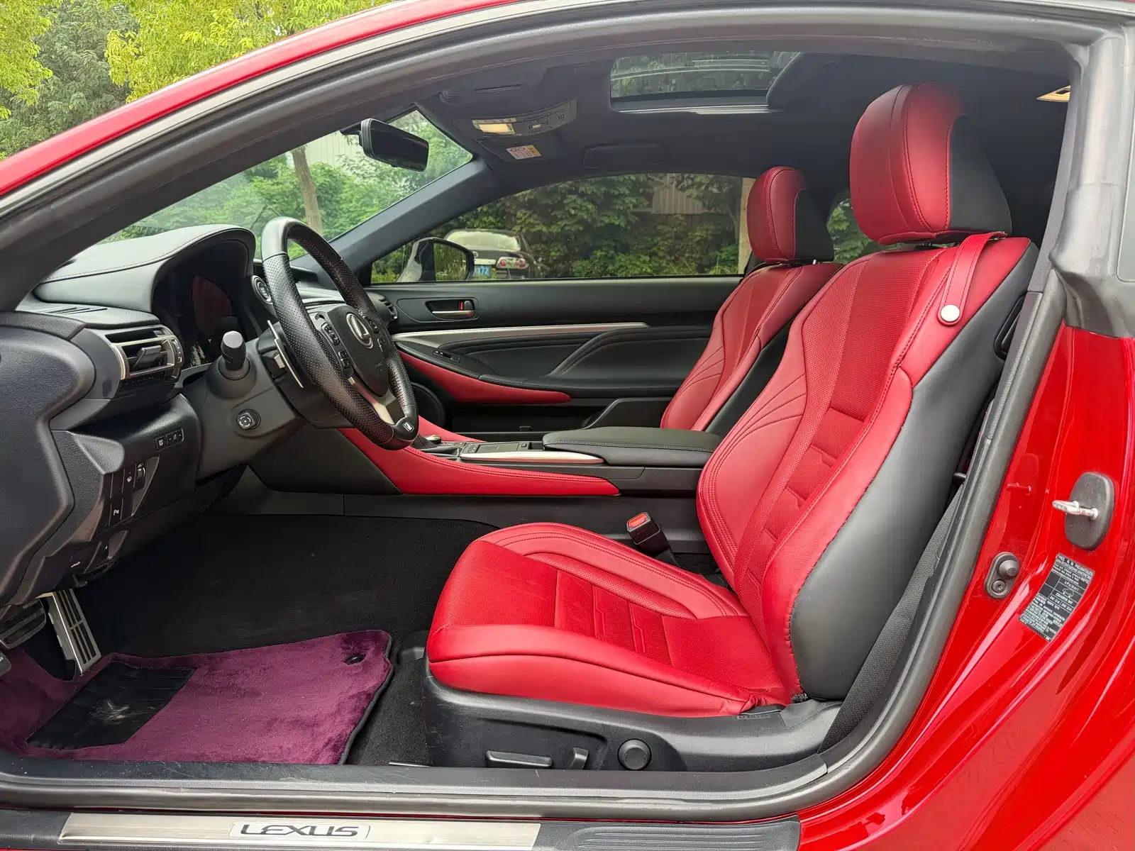 Фото 5 - Lexus RC